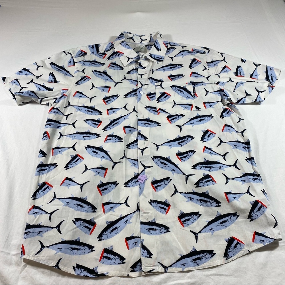 Hurley Shirt Men’s Large AHI Button Down Shirt Classic Fit Short Sleeve Shark